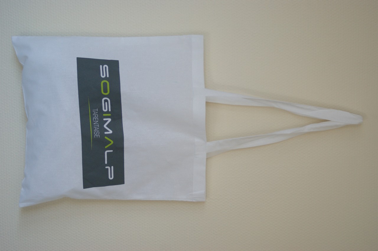 Impression transfert tote bag dans notre atelier Rémois