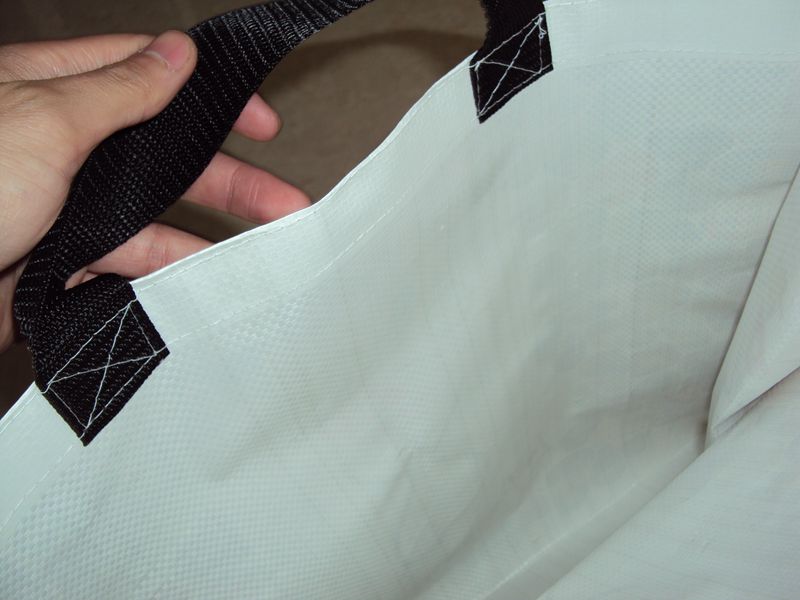 sac pp tissé finition mate, controle qualité couture en croix